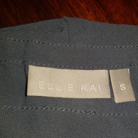Ellie Kai Women's top - Picture 4 of 4